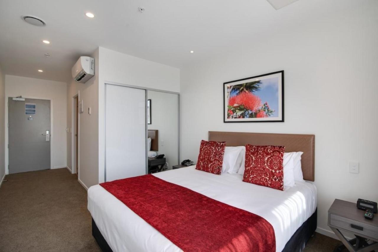 Ramada Suites By Wyndham Auckland Manukau Pacfic Centre Exterior foto