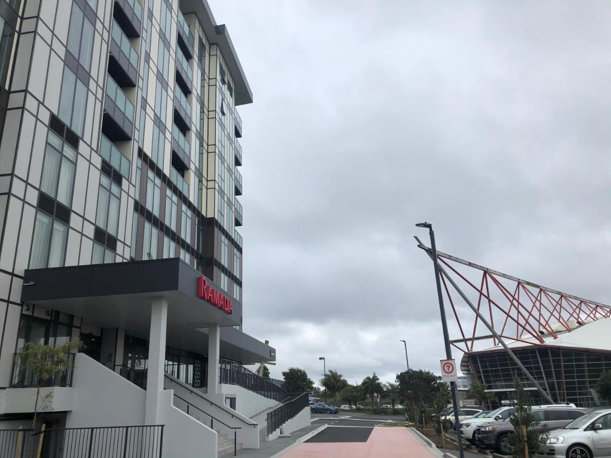 Ramada Suites By Wyndham Auckland Manukau Pacfic Centre Exterior foto
