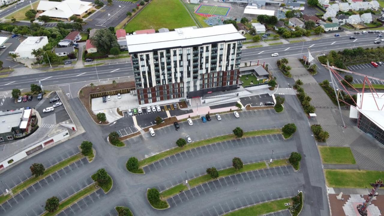 Ramada Suites By Wyndham Auckland Manukau Pacfic Centre Exterior foto