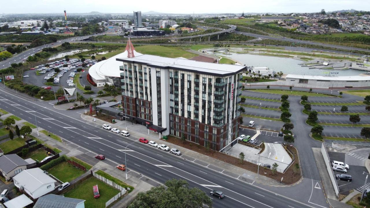 Ramada Suites By Wyndham Auckland Manukau Pacfic Centre Exterior foto